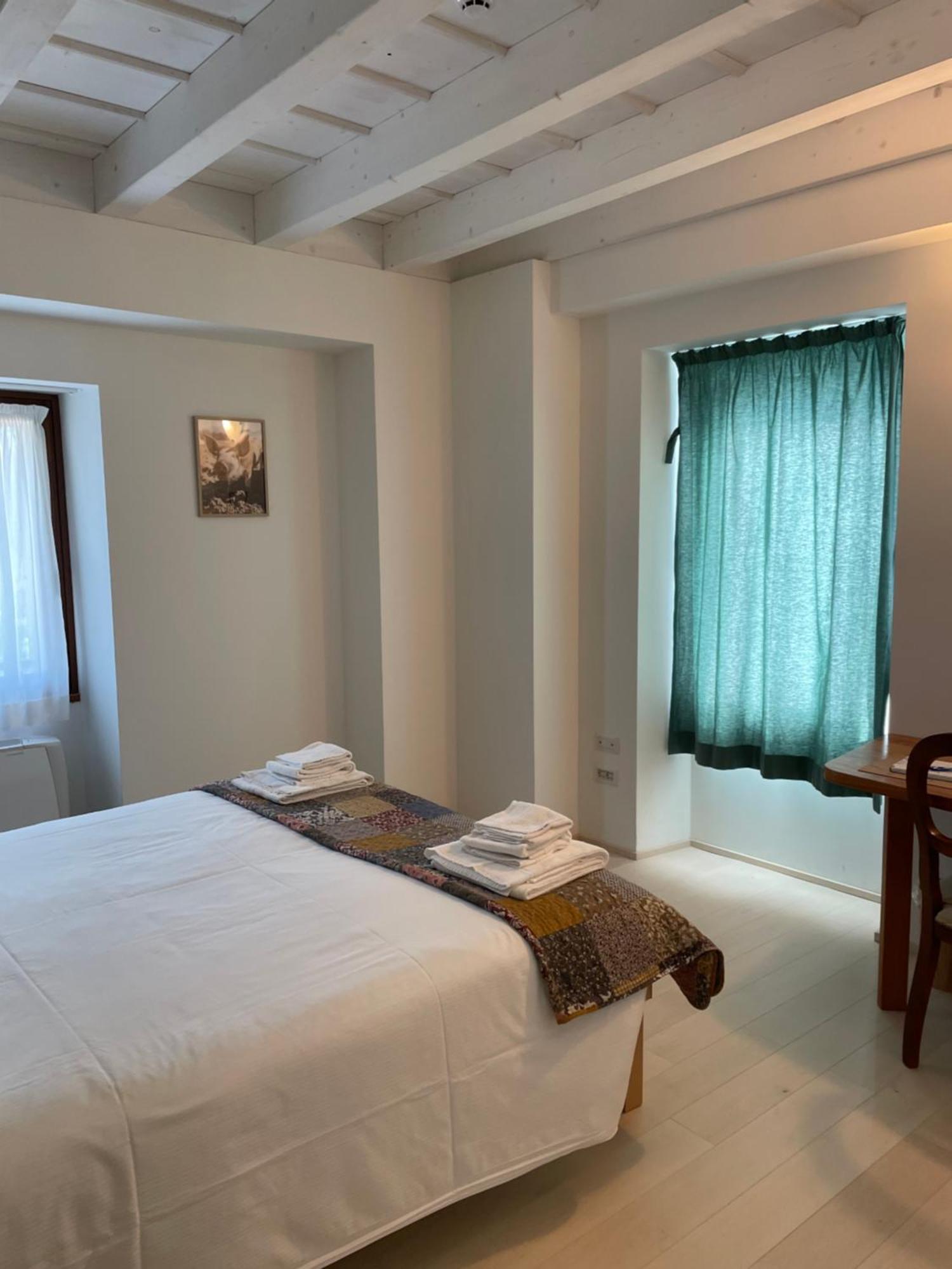 Villa Cascina Bagaggera Rovagnate Esterno foto