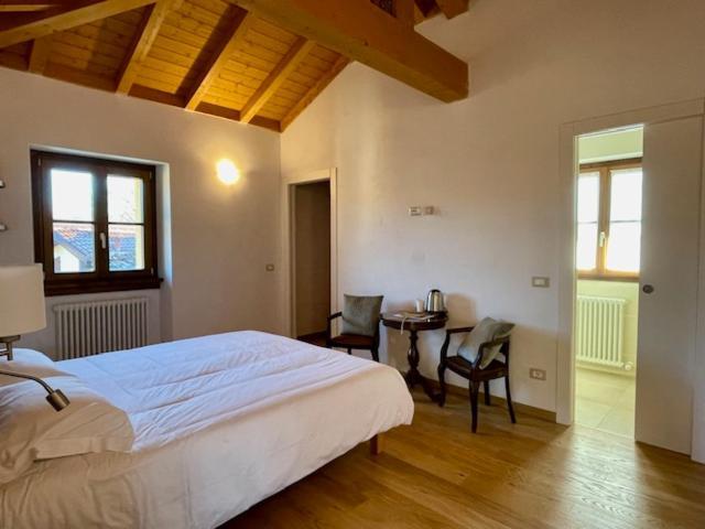 Villa Cascina Bagaggera Rovagnate Esterno foto